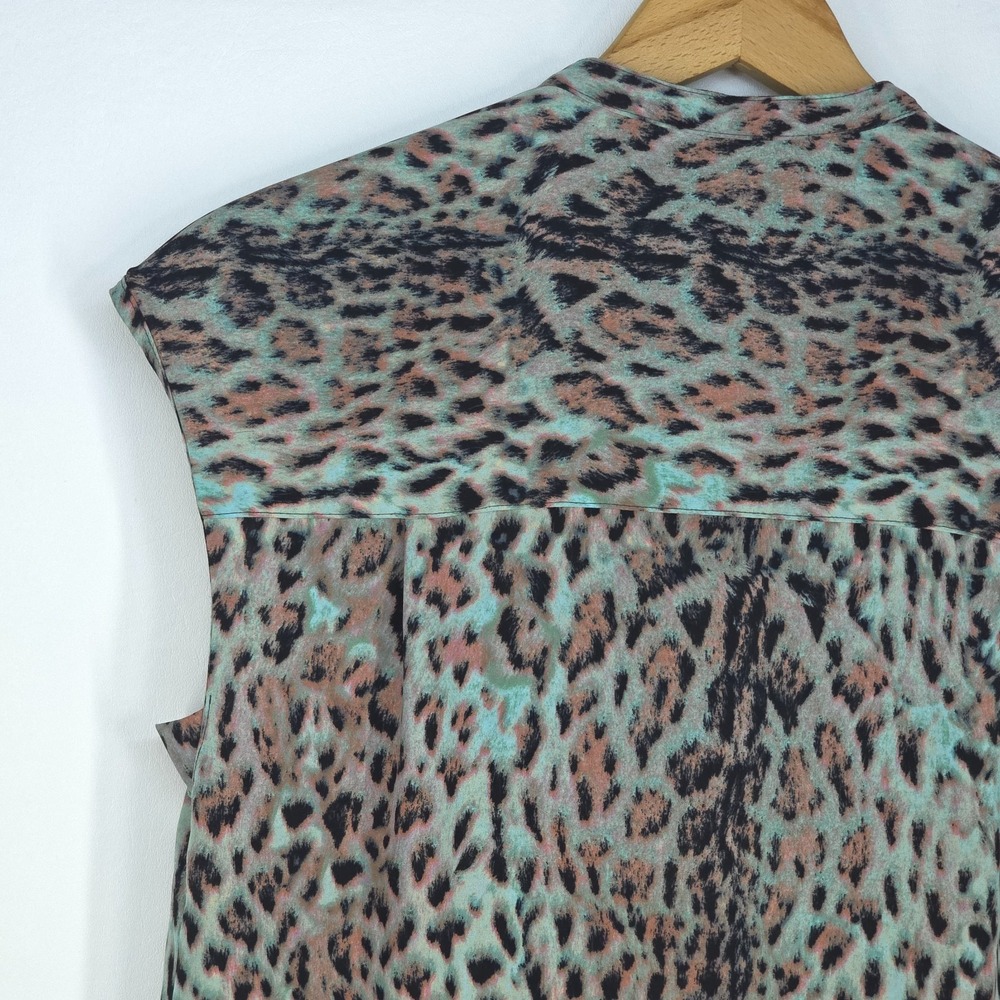 J Crew Leopard Print Blouse Women Small Sleeveless Keyhole Neck Colorful Mobwife - Picture 13 of 16